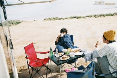 不再獨自旅行 生活原本樣子的婚紗照